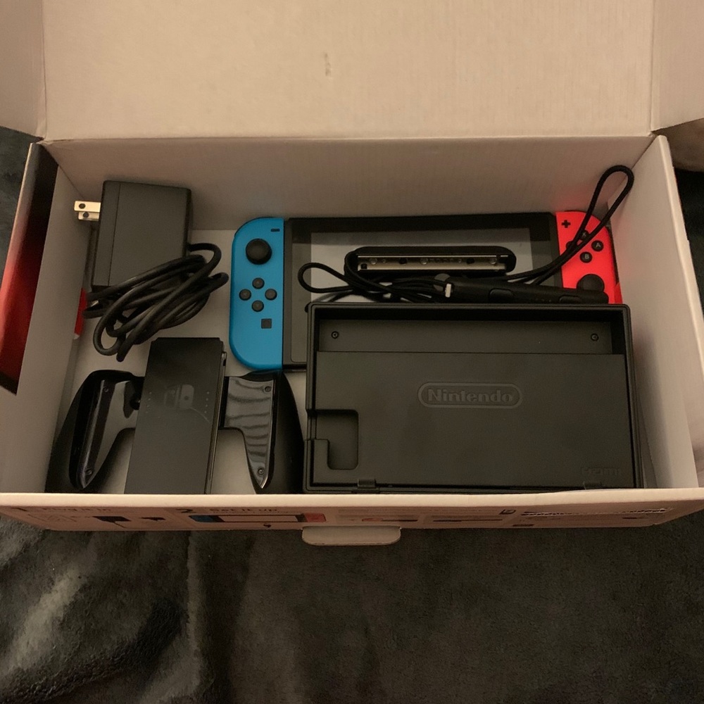 Nintendo switch - Picture 8 of 9